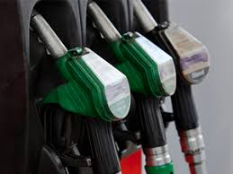 Ministro André Mendonça define que alíquotas de ICMS dos combustíveis devem ser uniformes...