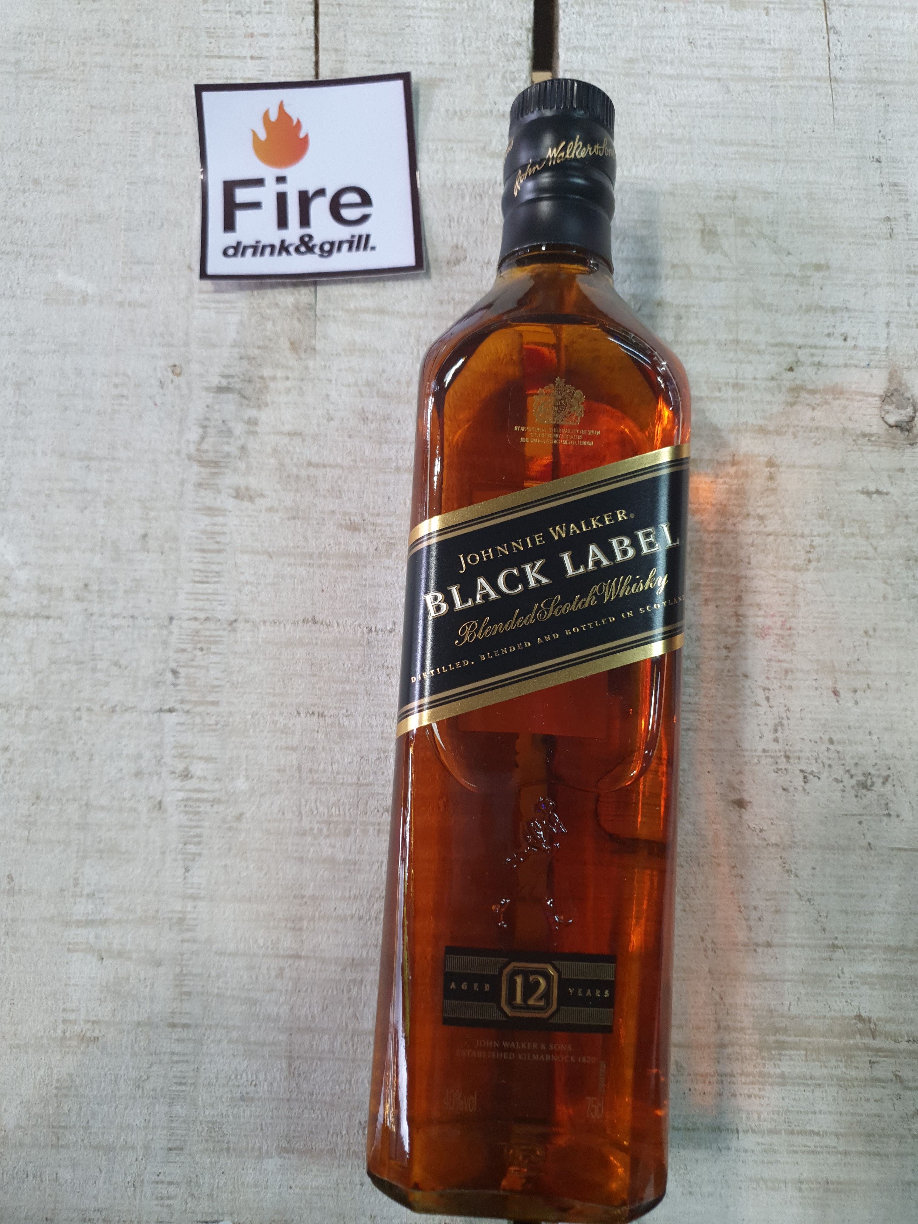 Johnnie Walker black label 750ml