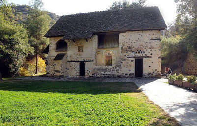 Agios_Nicolaos_tis_Stegis_.jpg