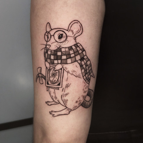 Ilustrativo / blackwork tattoo, Morning Glory Tattoo Valencia