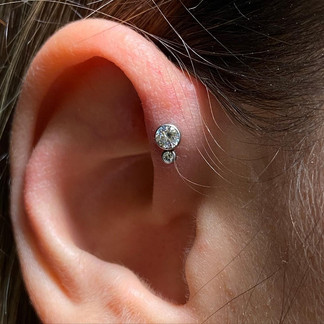 Forward helix piercing