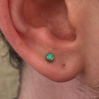 Upper lobe piercing