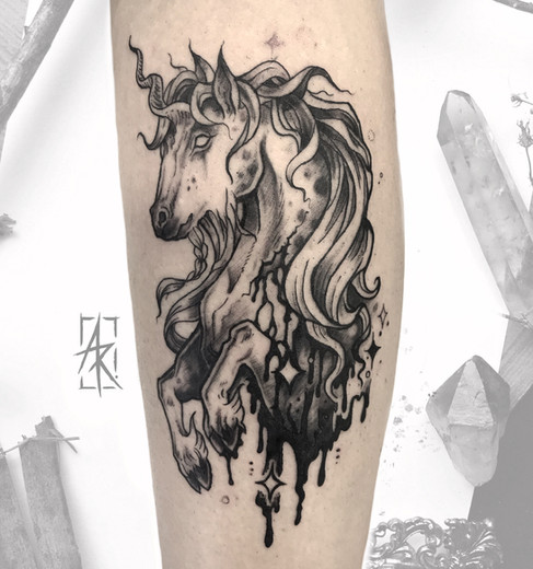 Tatuaje realizado por Alexandra R en Morning Glory Tattoo & Gallery Valencia