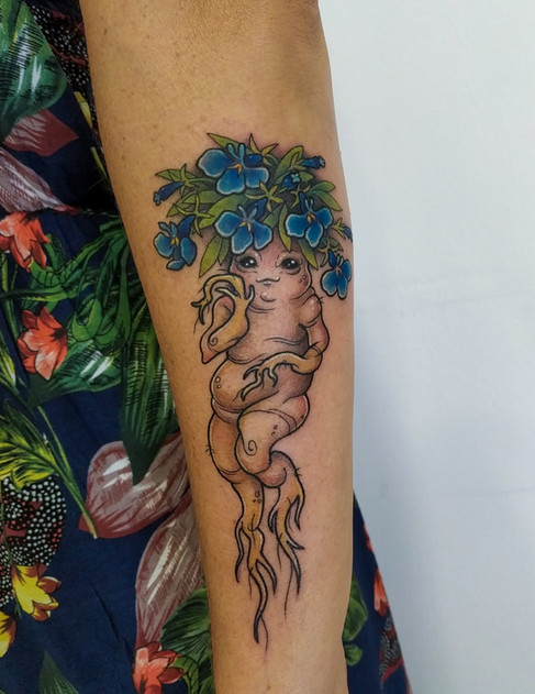 Tatuaje realizado por Laura Garuda en Morning Glory Tattoo & Gallery Valencia