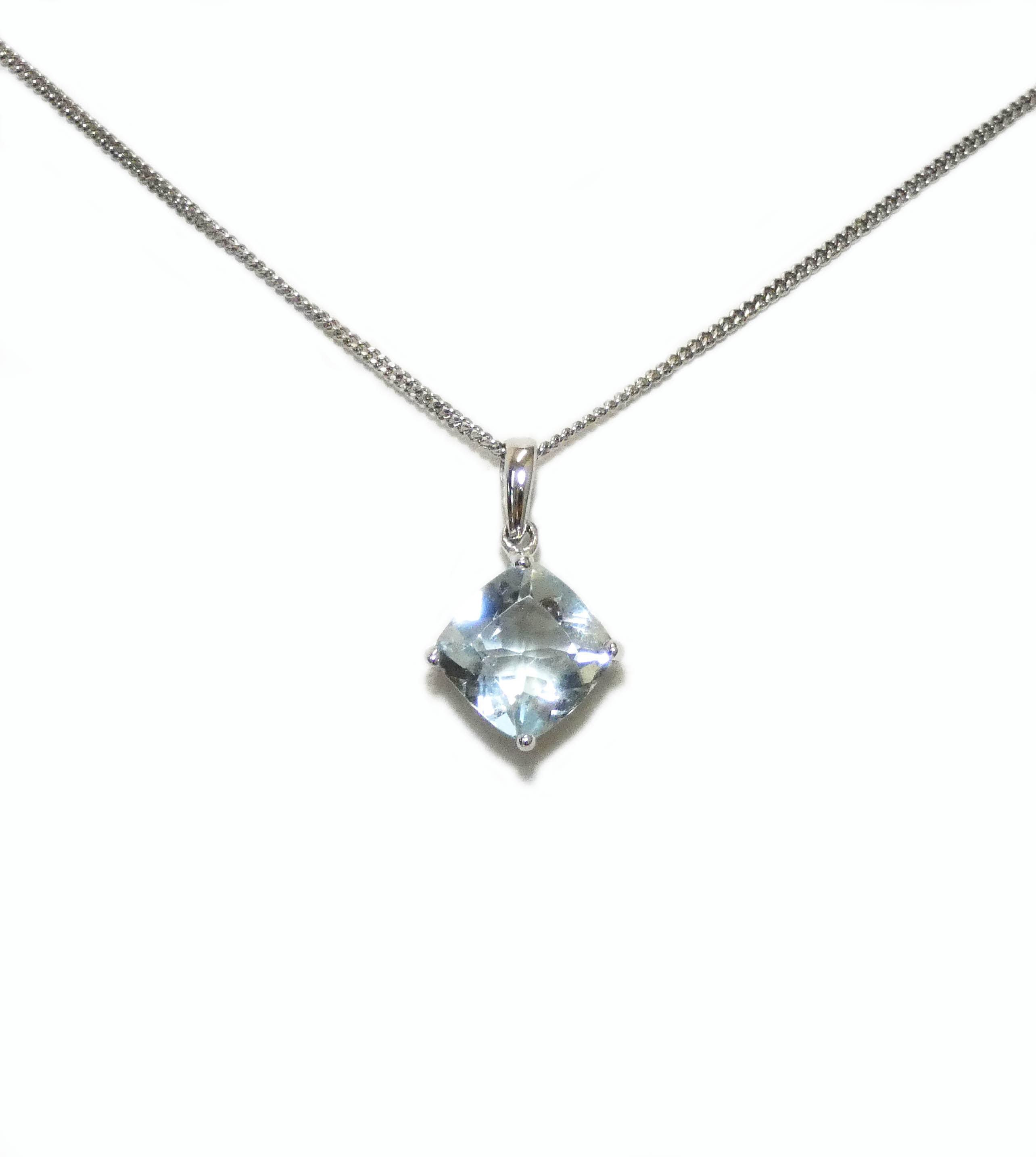 Cushion Cut Aquamarine White Gold Pendant