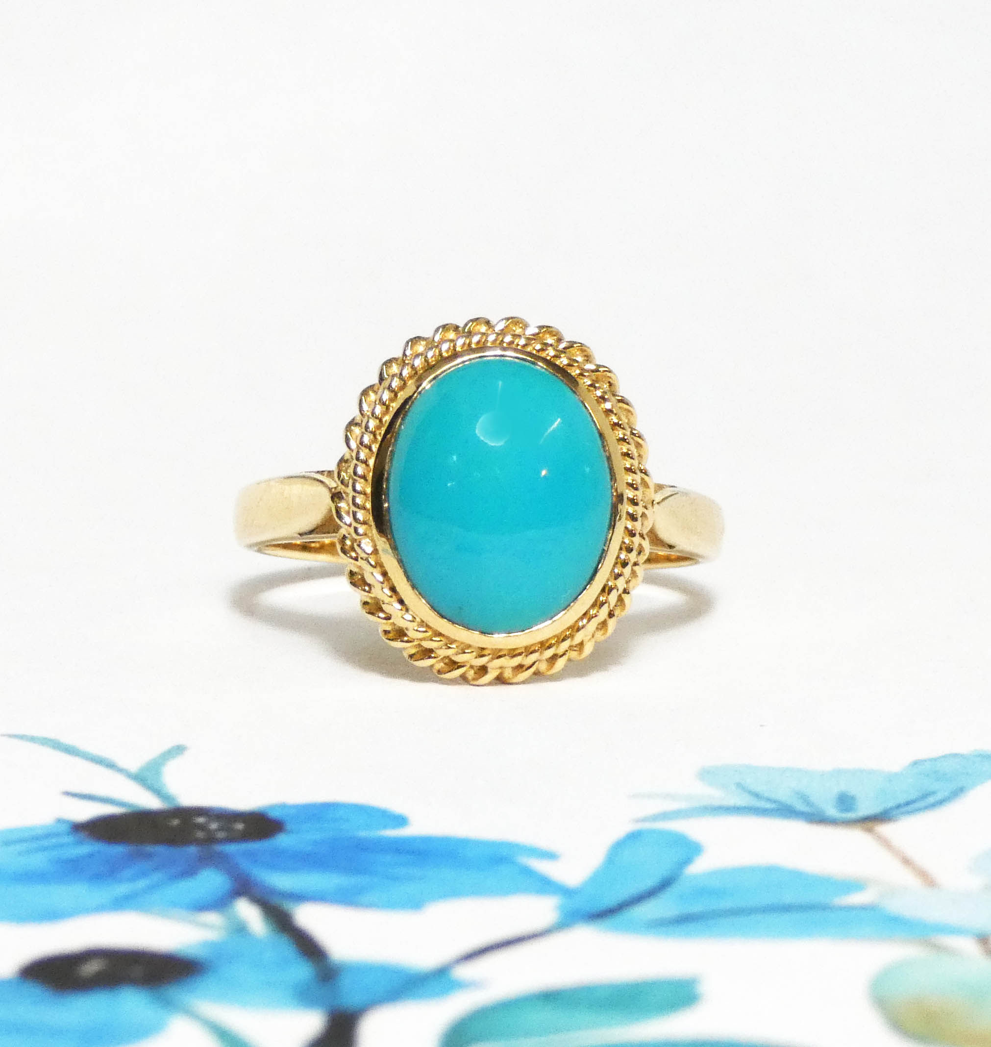 Oval Cabochon Rub Over Ring