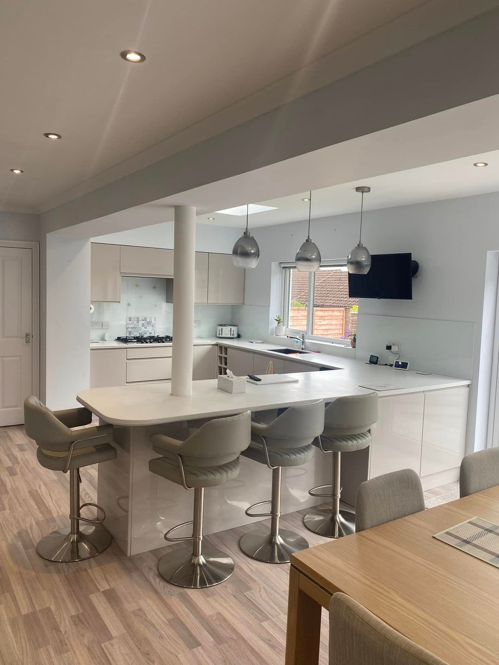 470185832_122149038416323560_5938562963140499552_n