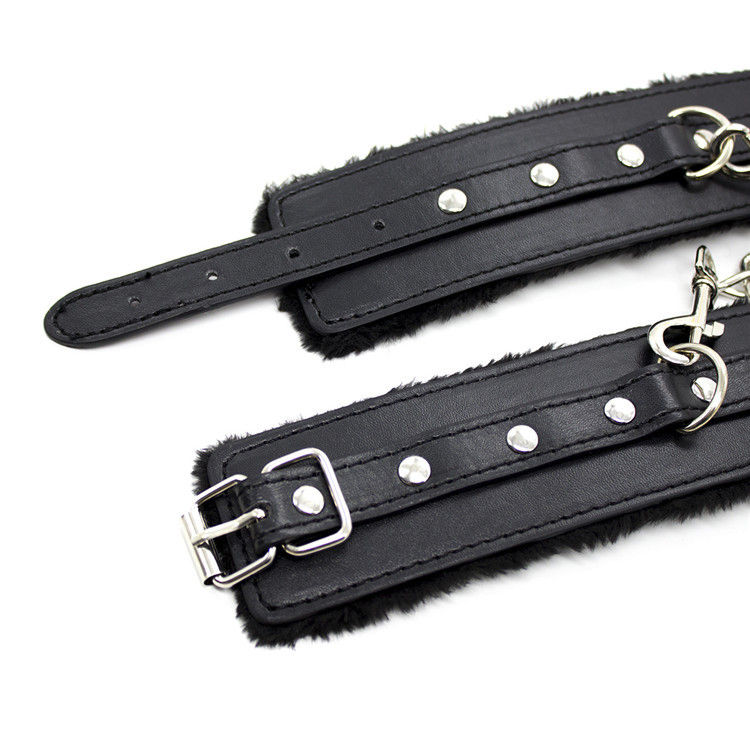Thumbnail: Leather handcuffs