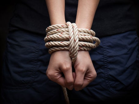 6 tư thế Bondage cơ bản cho người mới nhập môn BDSM