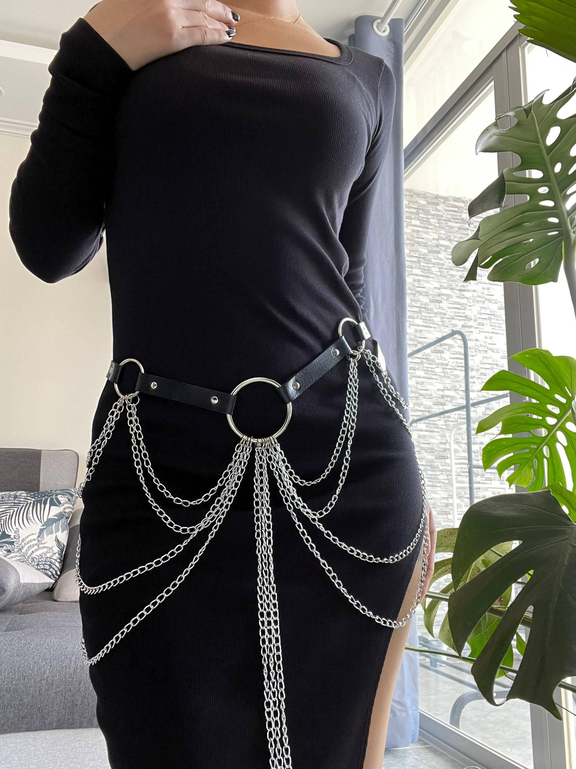 Phụ kiện thắt lưng phối dây xích HN12