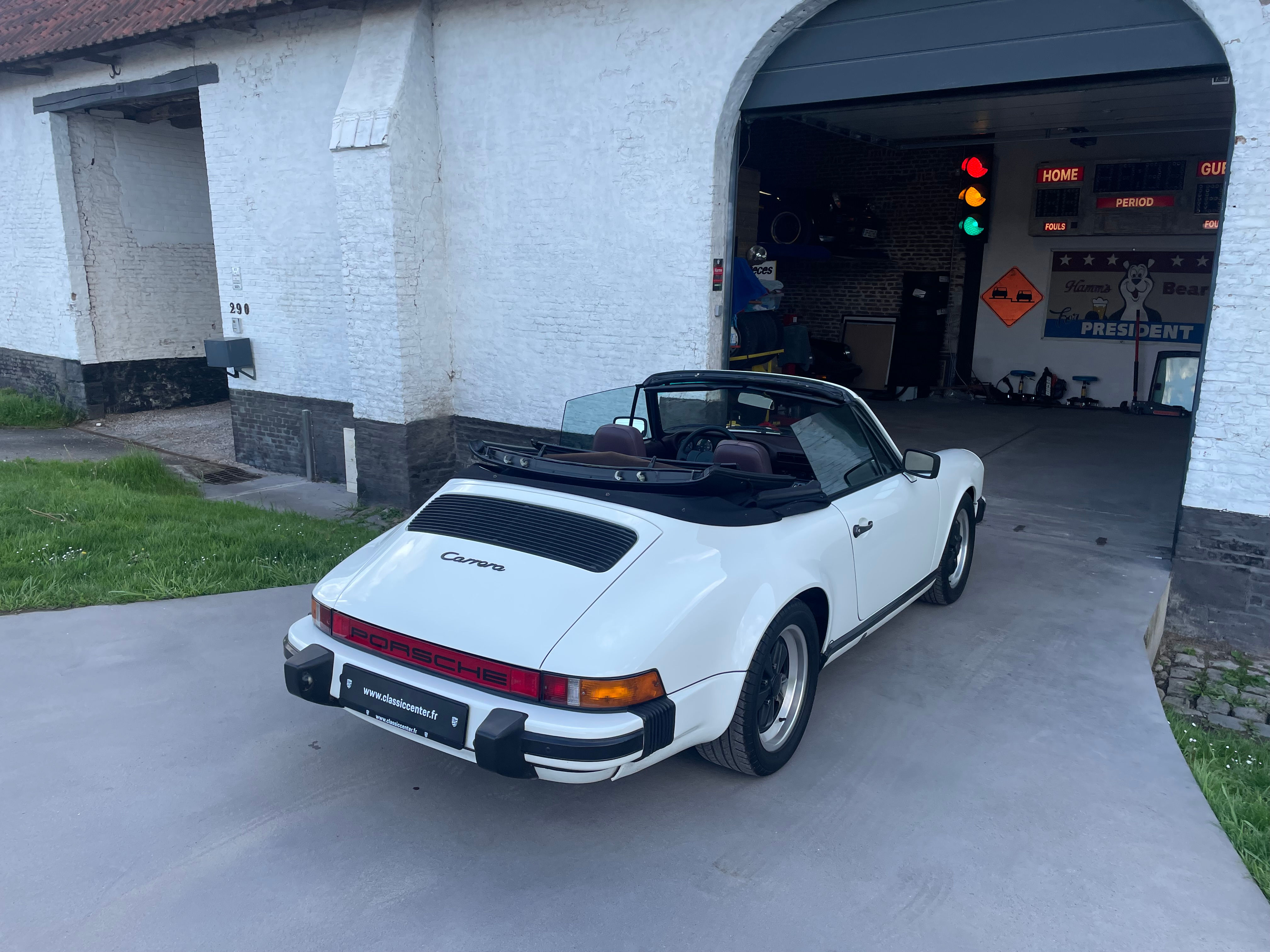 Porsche 911 Carrera 3.2 Cabriolet 1984