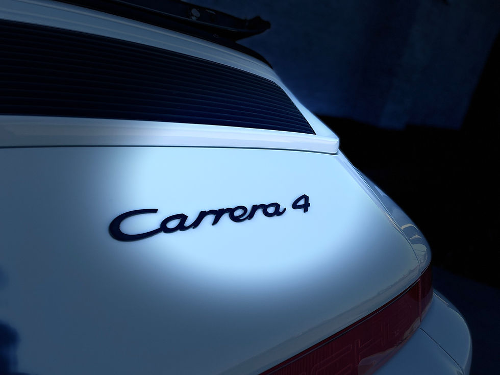 Miniature : Porsche 911 type 964 Cabriolet Carrera 4