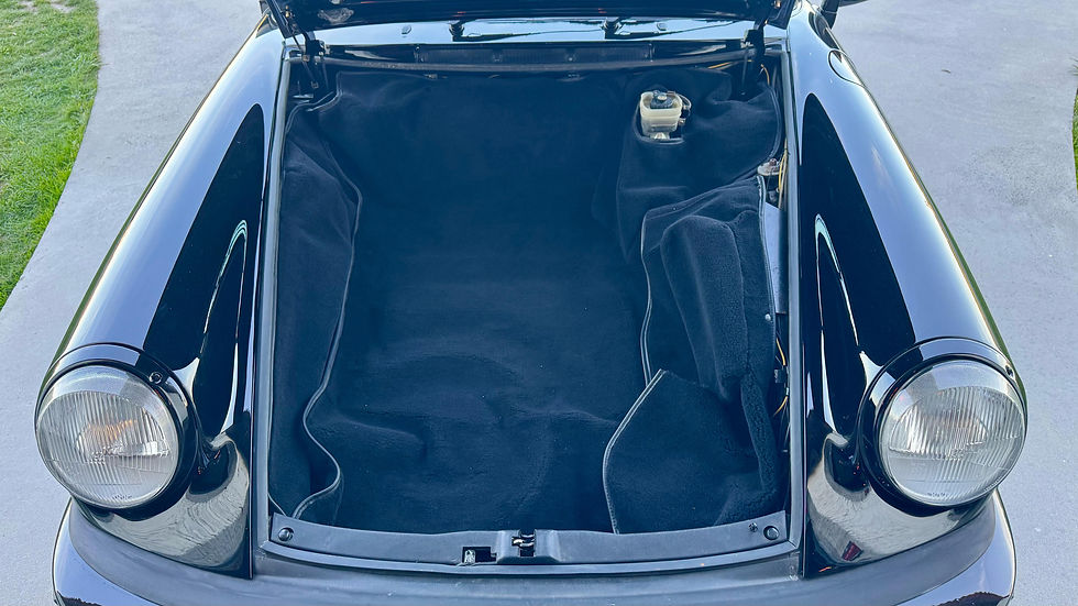 Miniature : Porsche 911 Carrera 3.2 Cabriolet 1986
