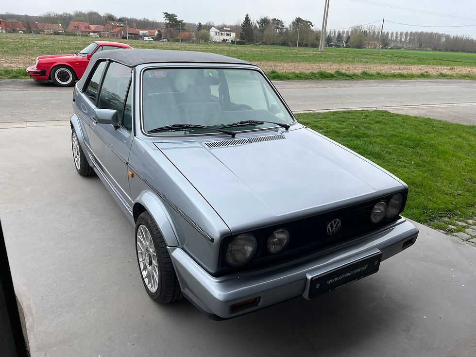 Miniature : VW Golf 1 Cabriolet 1989