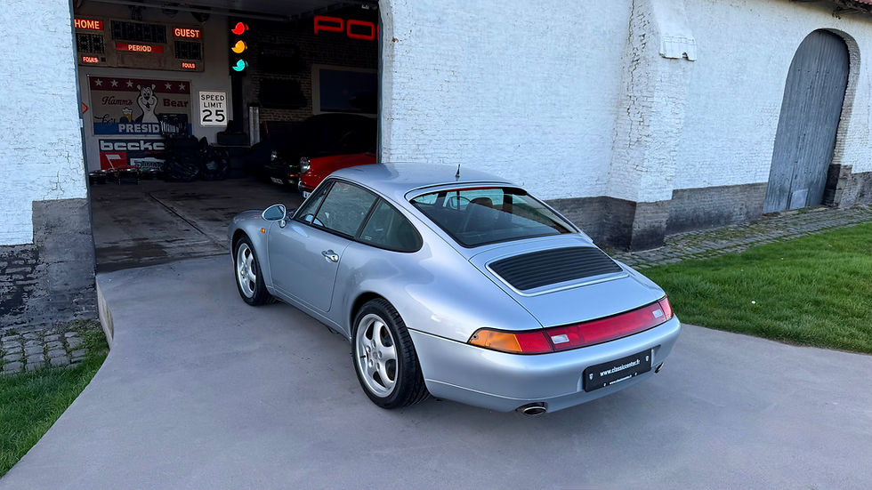 Miniature : Porsche 911 Type 993 Carrera 2 1995