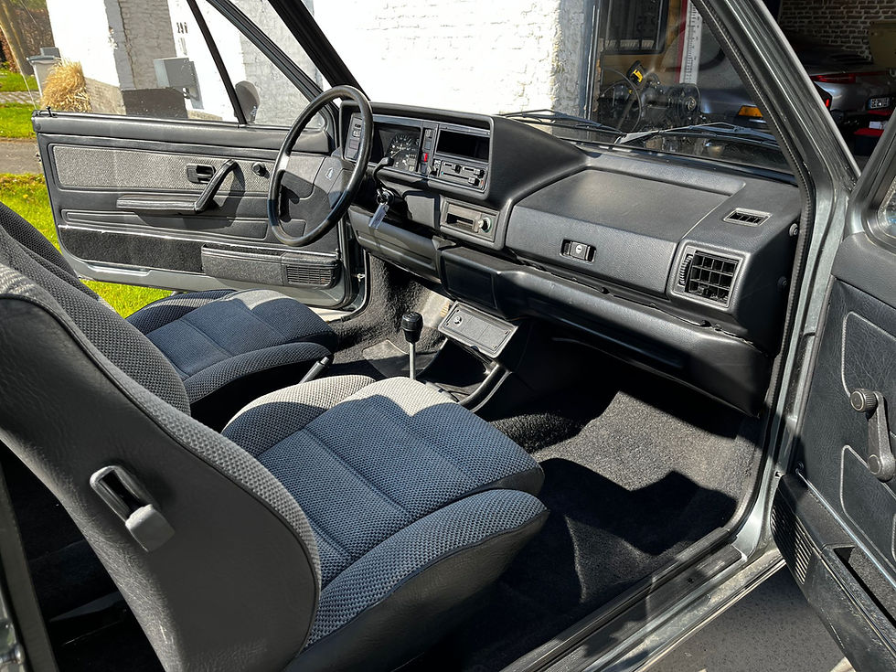 Miniature : VW Golf 1 Cabriolet 1984
