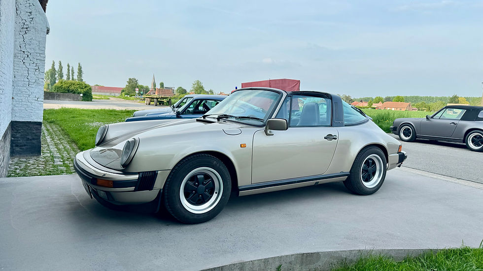 Miniature : Porsche 911 Carrera 3.2 Targa 1985