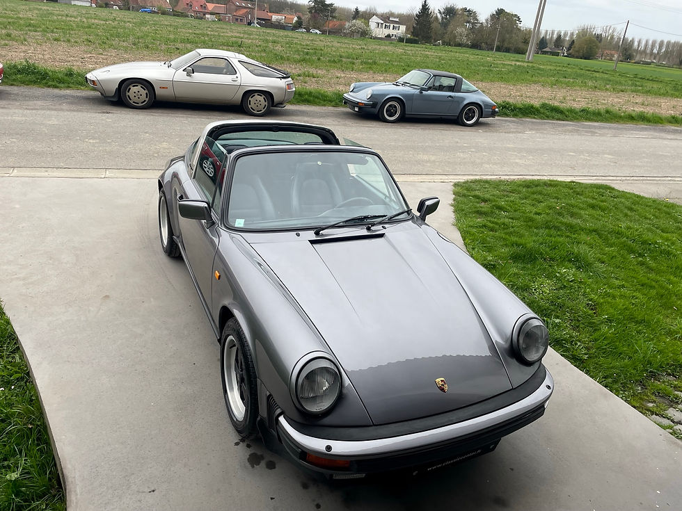 Miniature : Porsche 911 Carrera 3.2 Targa 1986