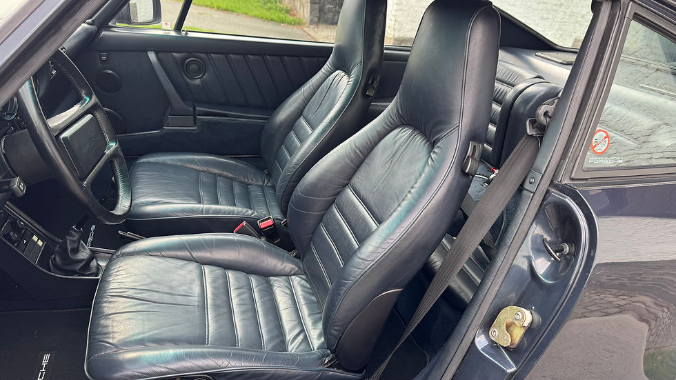 Miniature : Porsche 911 Carrera 3.2 G50 1988