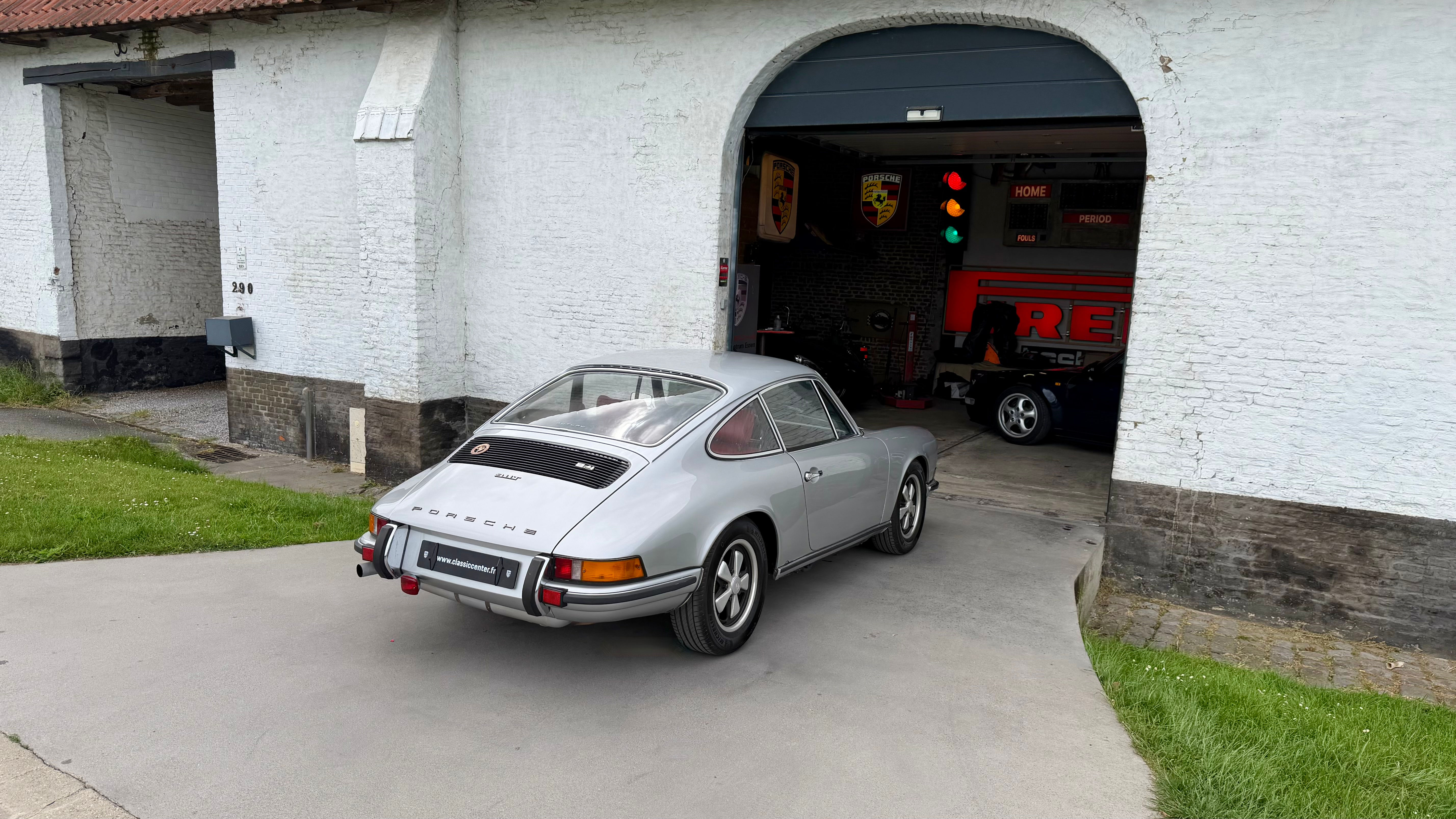 Porsche 911 2.4 T spécifications S 1973