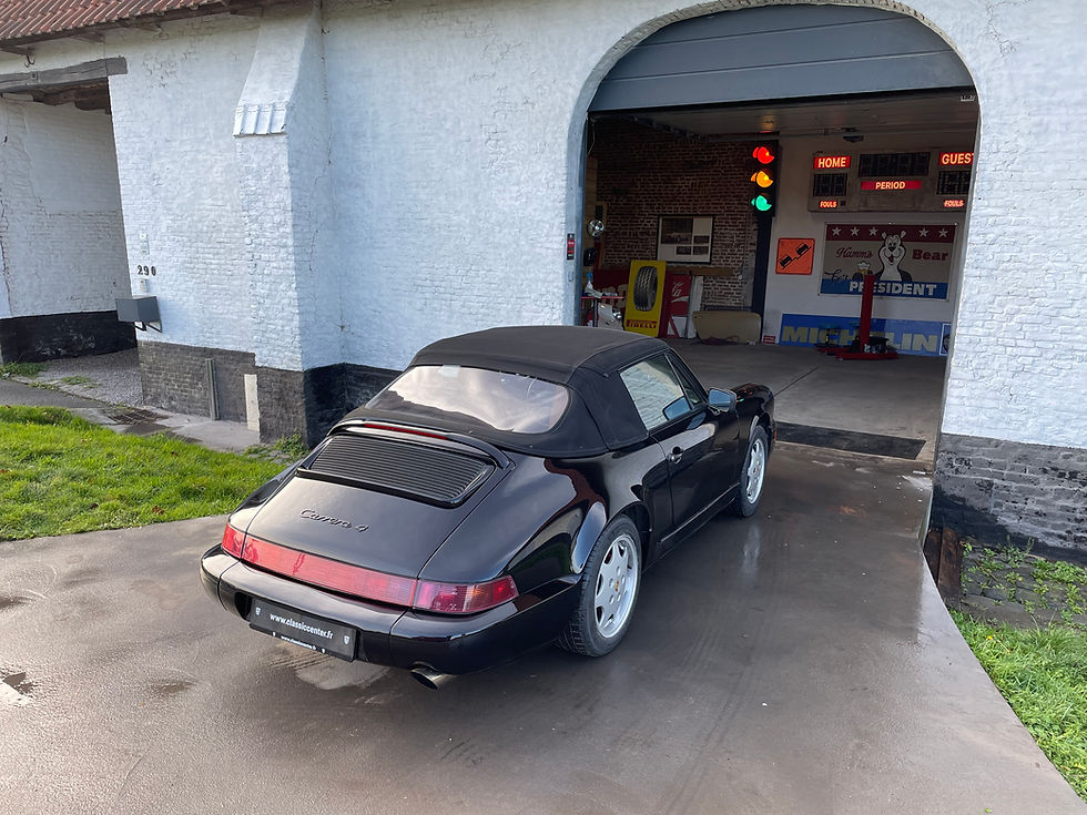 Porsche 911 type 964 Cabriolet Carrera 4