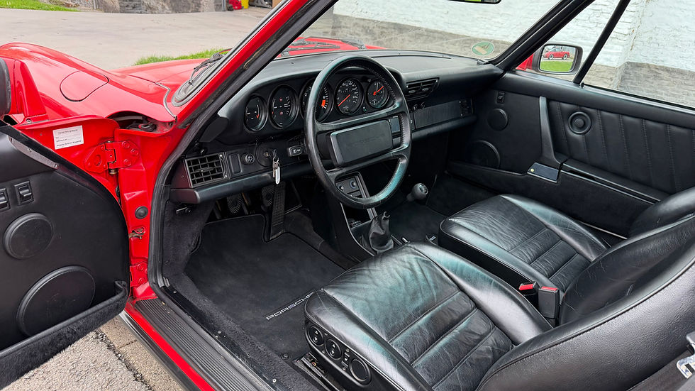 Miniature : Porsche 911 Carrera 3.2 G50 1988