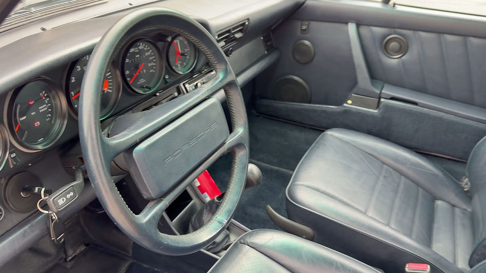 Miniature : Porsche 911 Carrera 3.2 G50 Coupé 1988