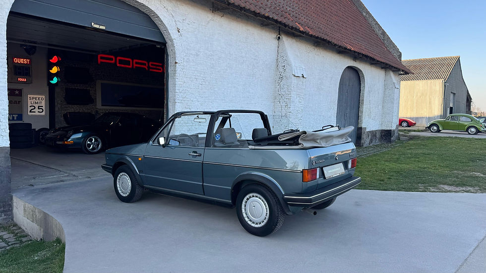 Miniature : VW Golf Cabriolet 1987
