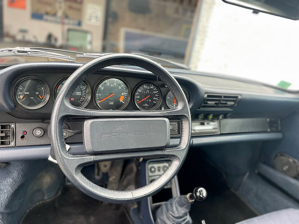 Miniature : Porsche 911 Carrera 3.2 Targa 1986