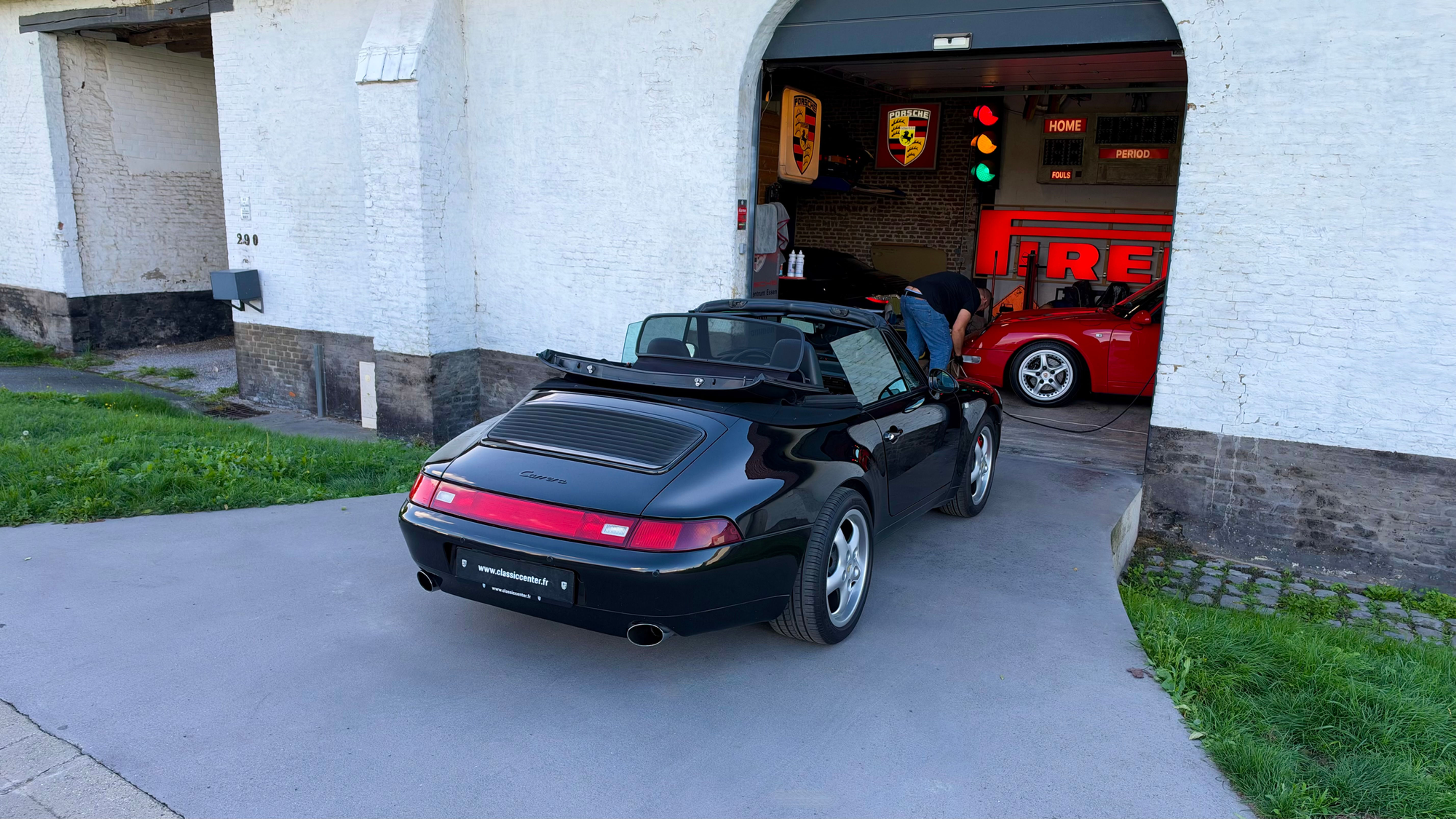 Porsche 911 Type 993 Carrera 2 Cabriolet 1995