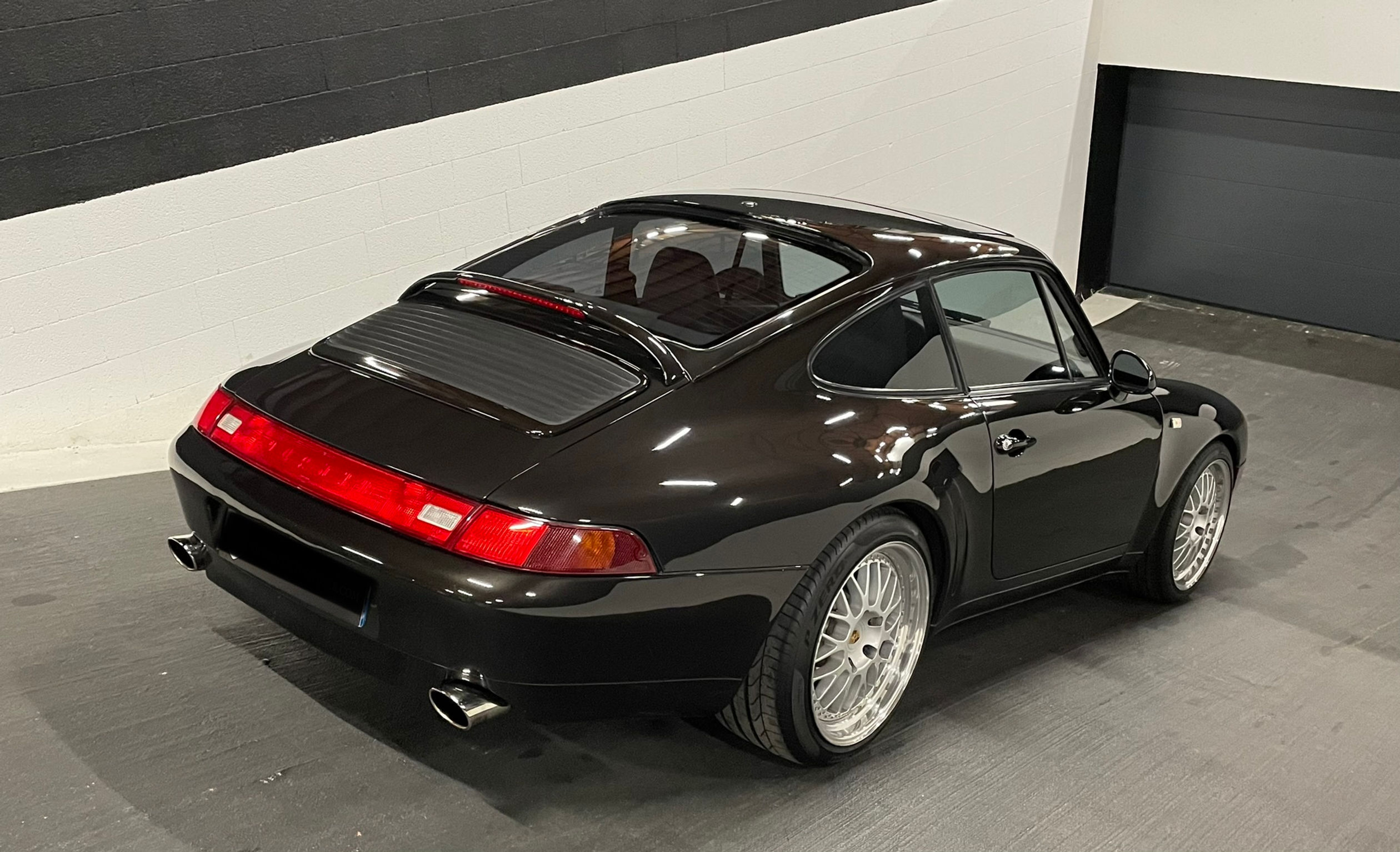 PORSCHE 911 Type 993 Carrera 2 Coupé