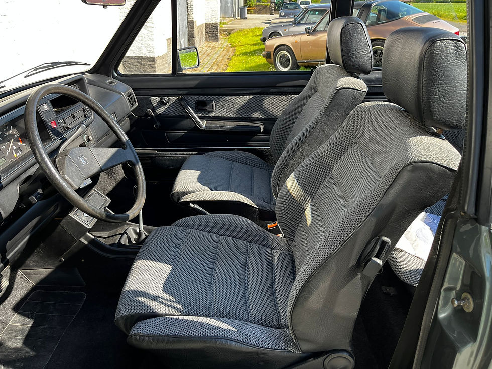 Miniature : VW Golf 1 Cabriolet 1984