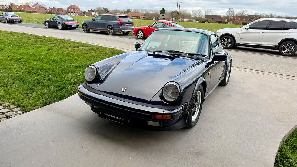 Miniature : Porsche 911 Carrera 3.2 G50 Coupé 1989