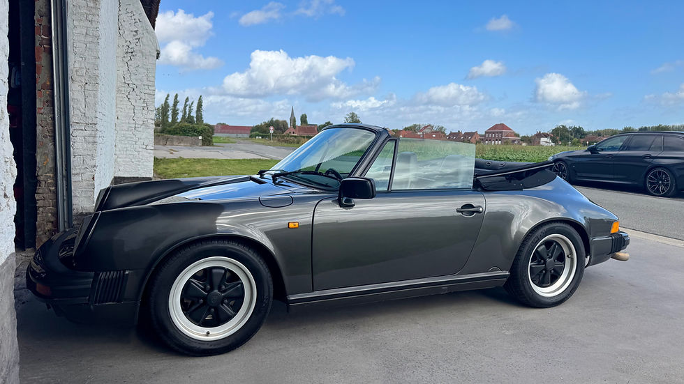Miniature : Porsche 911 Carrera 3.2 G50 Cabriolet 1988