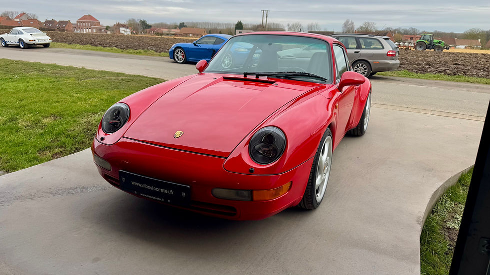 Miniature : Porsche 911 type 993 Carrera 4 1996