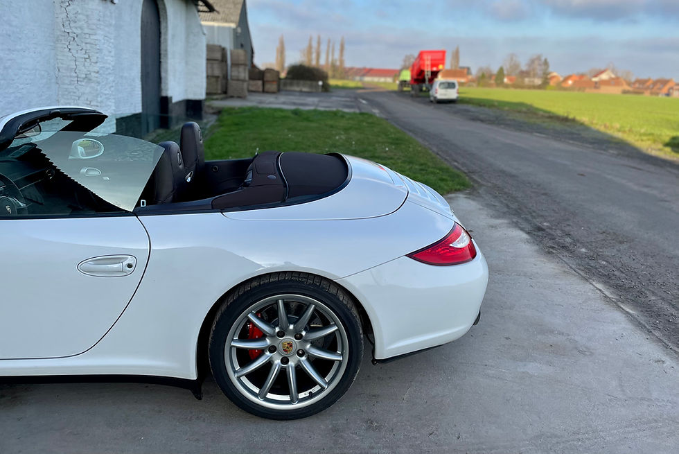 Miniature : Porsche 911 type 997 4S Cabriolet PDK