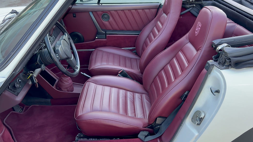 Miniature : Porsche 911 SC 3.0 Cabriolet 1983