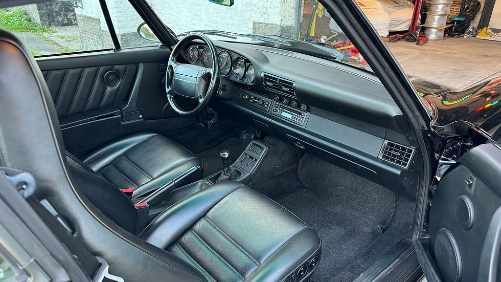 Miniature : Porsche 911 type 964 Carrera 4