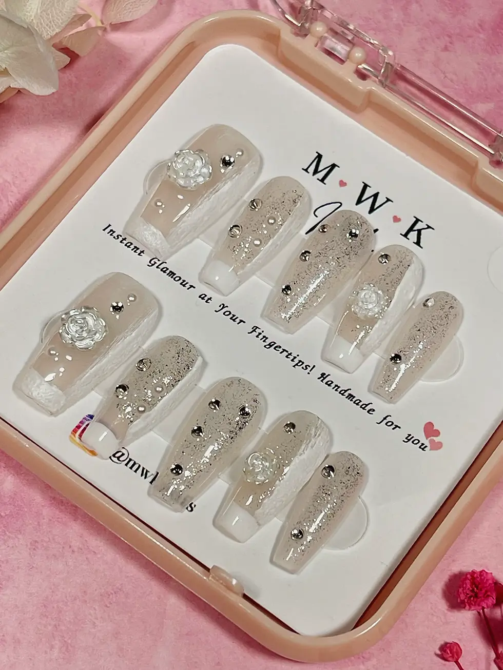 Thumbnail: Crystal White