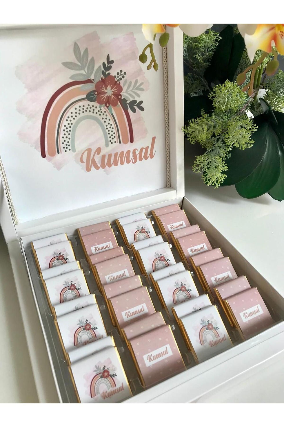 Lüks Kutulu Isme Özel Tasarımlı Kız-erkek Bebek Çikolatası 50 Adet Dogum-yaş Gün