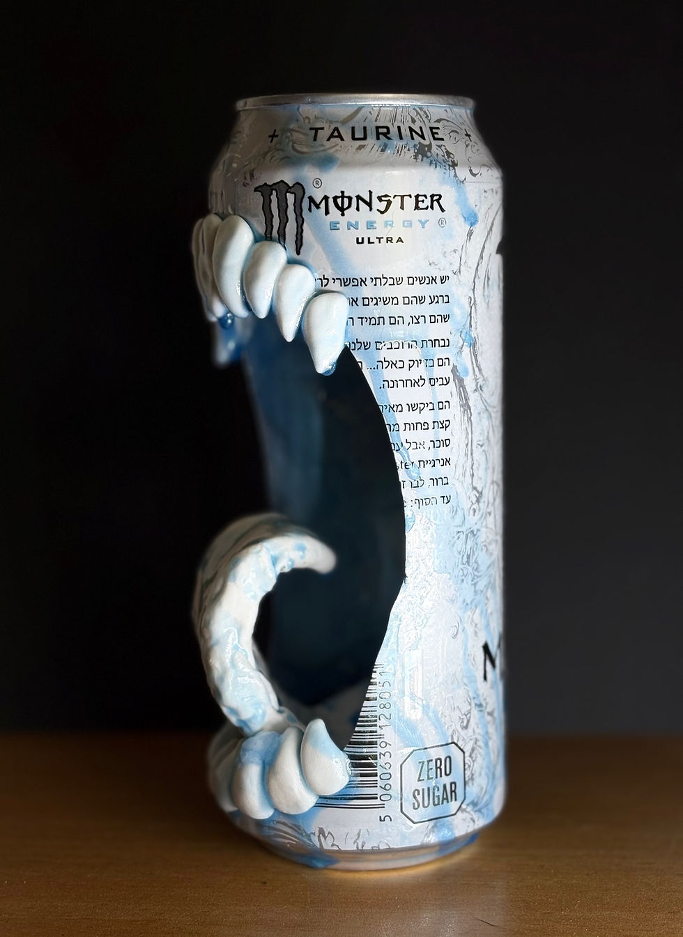 תמונה ממוזערת: מפלצות אמיתיות -פחית מונסטר לבן צורחת