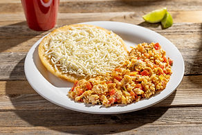02. huevos + area frita con queso.jpg