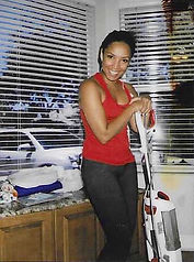 Liz Faxineira Foto.jpg