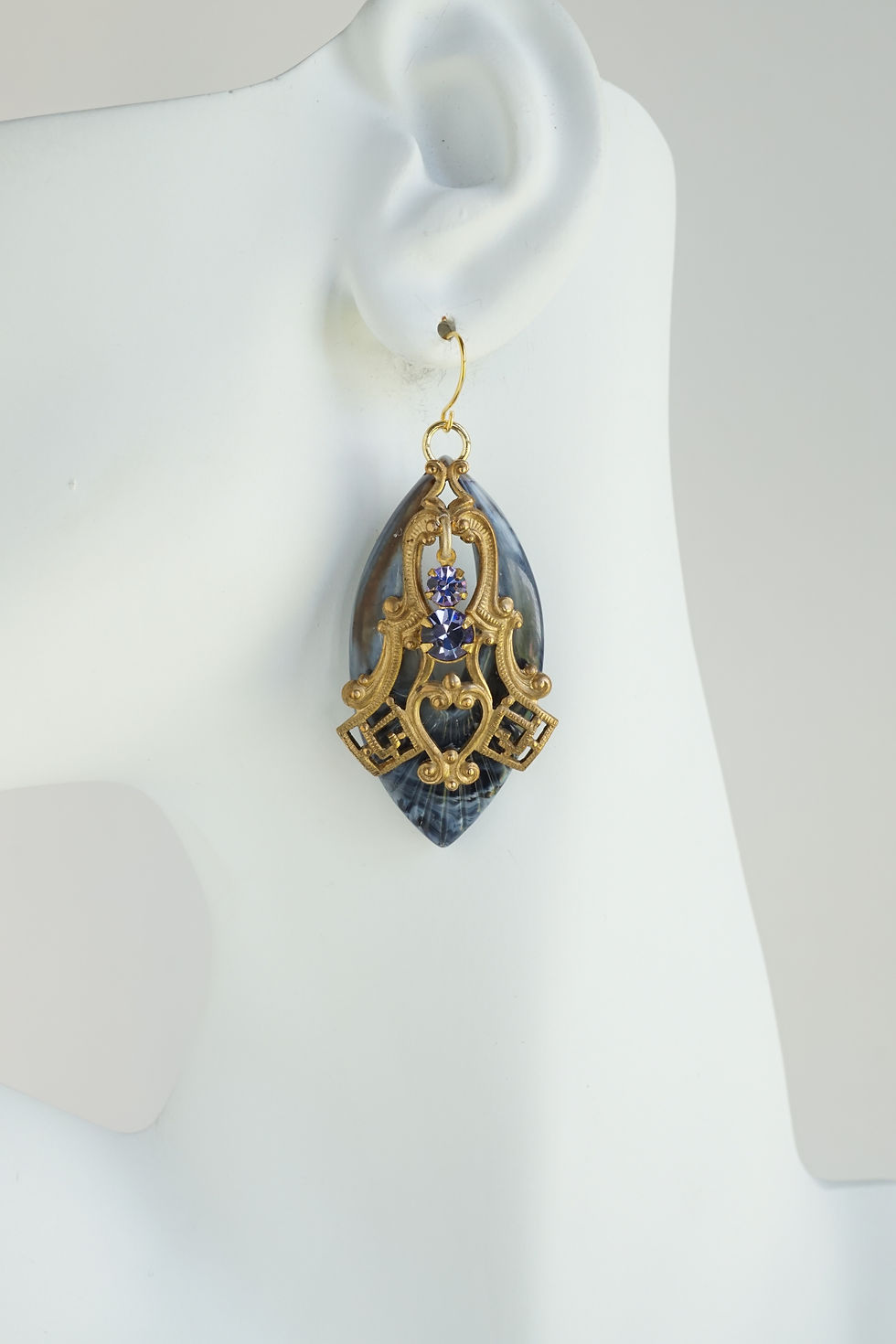 Thumbnail: Vintage-Italian-Lucite-Stylized-Drops-Raw-Brass-Filigree-Stamping-Swarovski-Set-Crystals-Grey-Lavendar-Handmade-Earrings