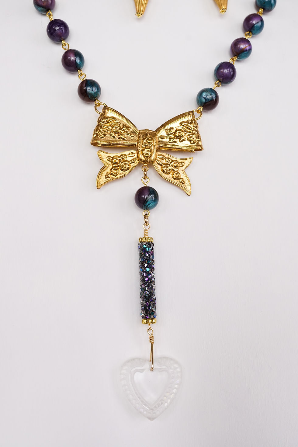 Thumbnail: Old-Hollywood_Vintage_Lucite_Swarovski_Crystal_Pendant_Necklace_Blue_Purple_Gold