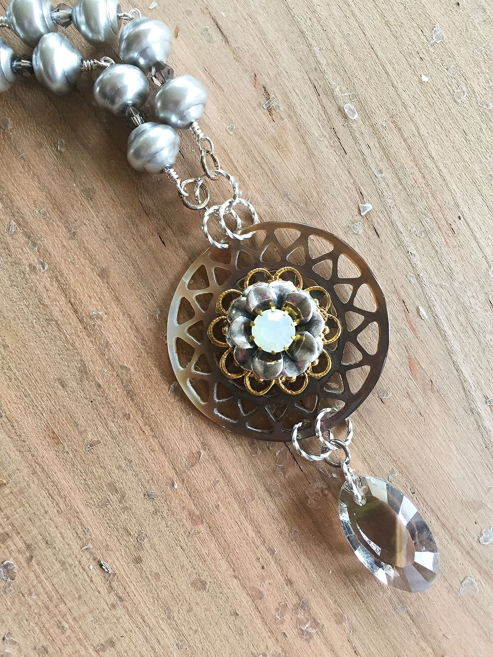 Thumbnail: Mandala_Mother-of-Pearl-Shell_Glass-Pearls_Vintage_Swarovski_Grey_Black_Rainbow