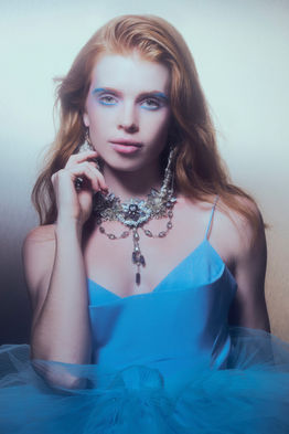 Selin_Magazine_A-Silk-Purse_Artisan_Jewelry_Fashion_Press