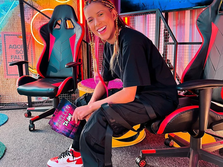 Cantora e gamer, Maellen estreia seu programa de TV