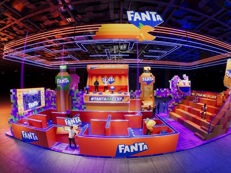 Fanta leva a diversão dos arcades à CCXP23 com experiências imersivas inspiradas em Pac-Man