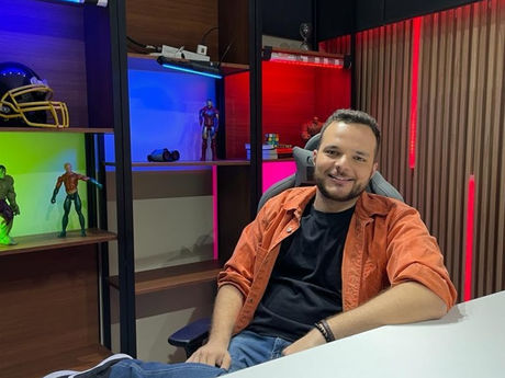 PlayTV Anuncia a Estreia de "Play News" com Léo Zalcman
